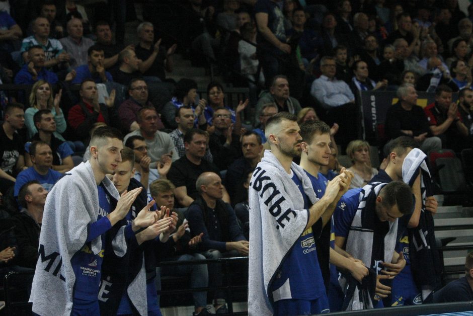  Pergalingas K. Maksvyčio atsisveikinimas: „Neptūnas“ sezoną vainikavo LKL bronza