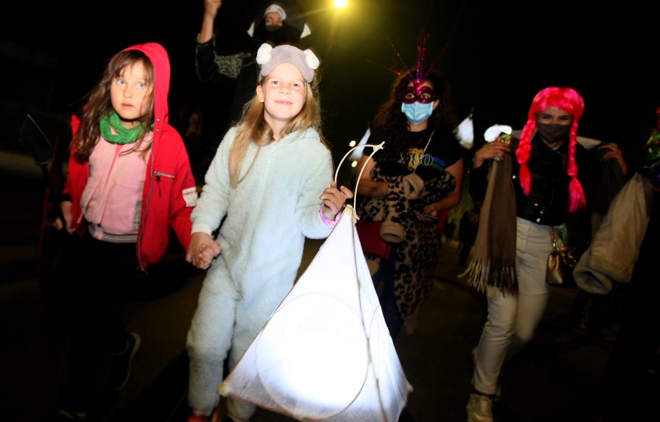 „Fluxus“ festivalį vainikavo kopimas į Parodos kalną