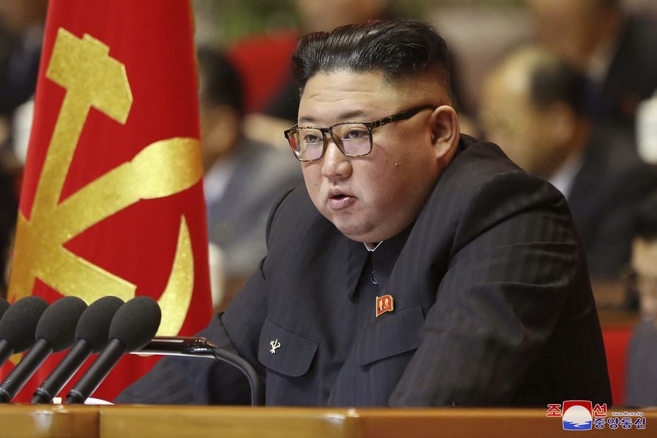 Šiaurės Korėjos diktatorius žada gerinti ryšius su išoriniu pasauliu