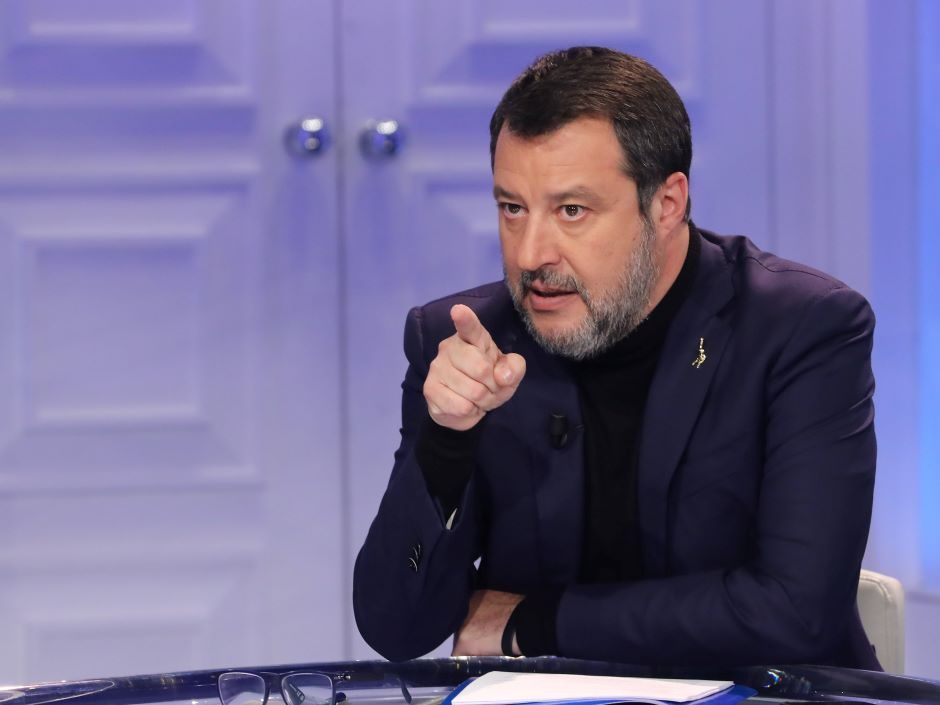 Italijos vicepremjeras M. Salvini teisiamas nelegalių migrantų byloje