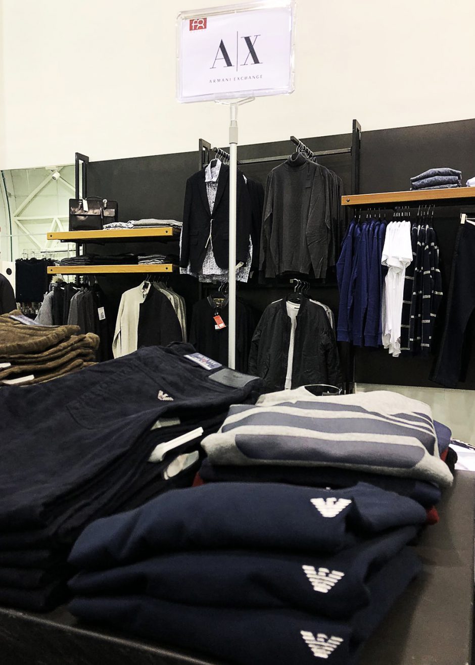 Atidaroma didžiausia firminių drabužių išparduotuvė Klaipėdoje „F8 OUTLET“