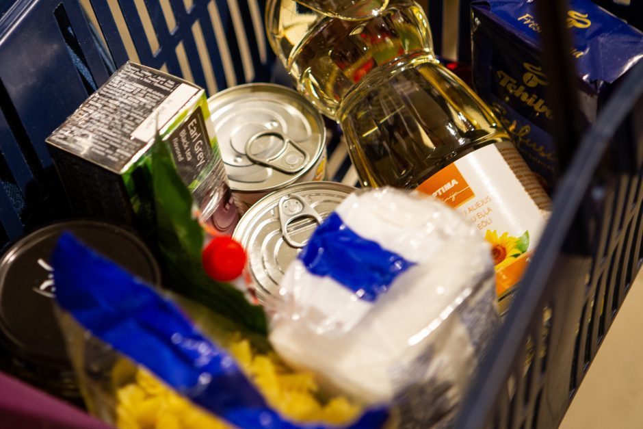 Spalį brango pigiausių maisto produktų vidutinis krepšelis