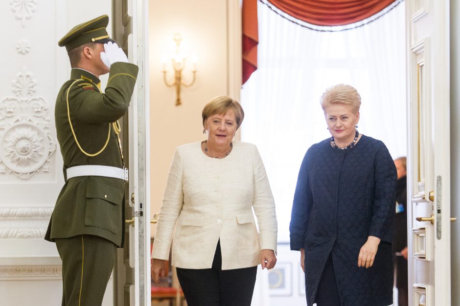 A. Merkel negailėjo komplimentų nei D. Grybauskaitei, nei lietuviams