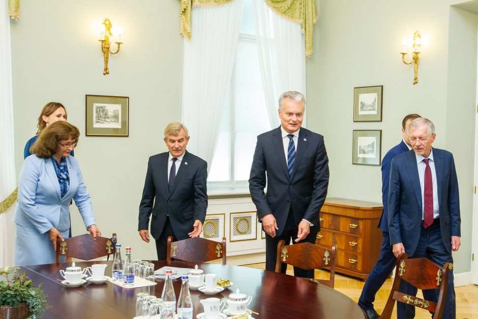Prezidentas susitiko su Seimo valdyba