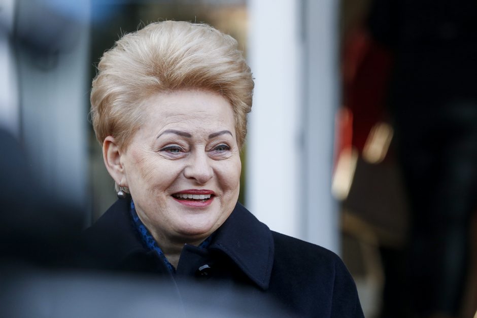 Iš anksto balsavo D. Grybauskaitė