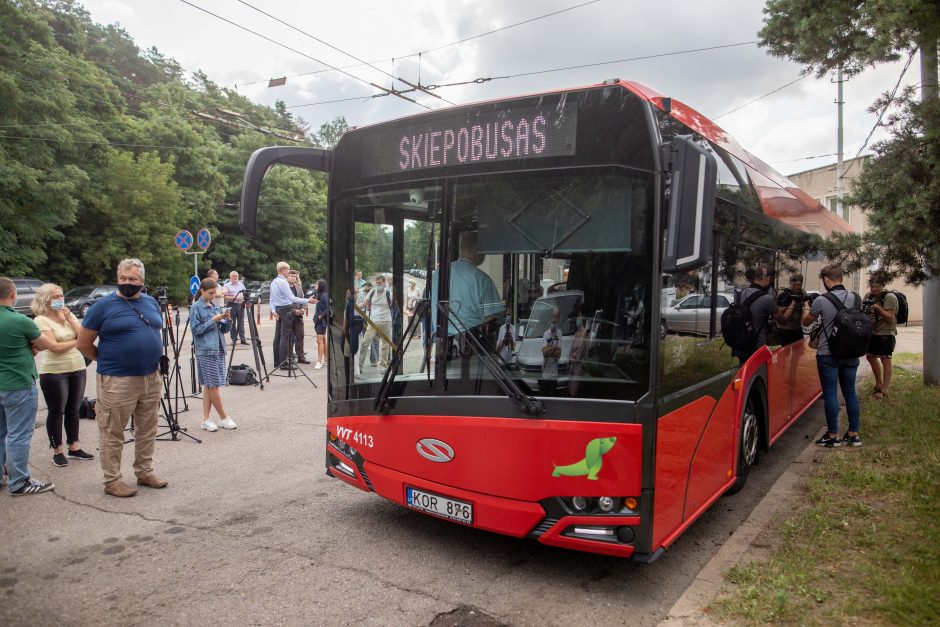 Vilniuje pradeda kursuoti du skiepų autobusai: skiepą atveš į kiemą