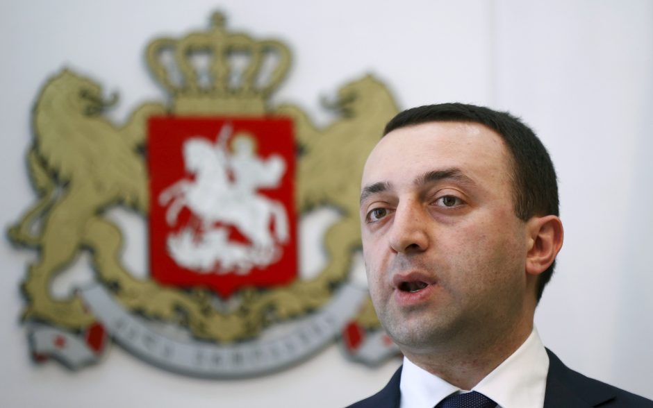 Gruzijos vicepremjeras užima netikėtai atsistatydinusio vyriausybės vadovo vietą