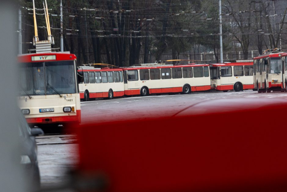 Dėl geresnių sąlygų „Vilniaus viešojo transporto“ darbuotojai pradėjo protesto akciją 