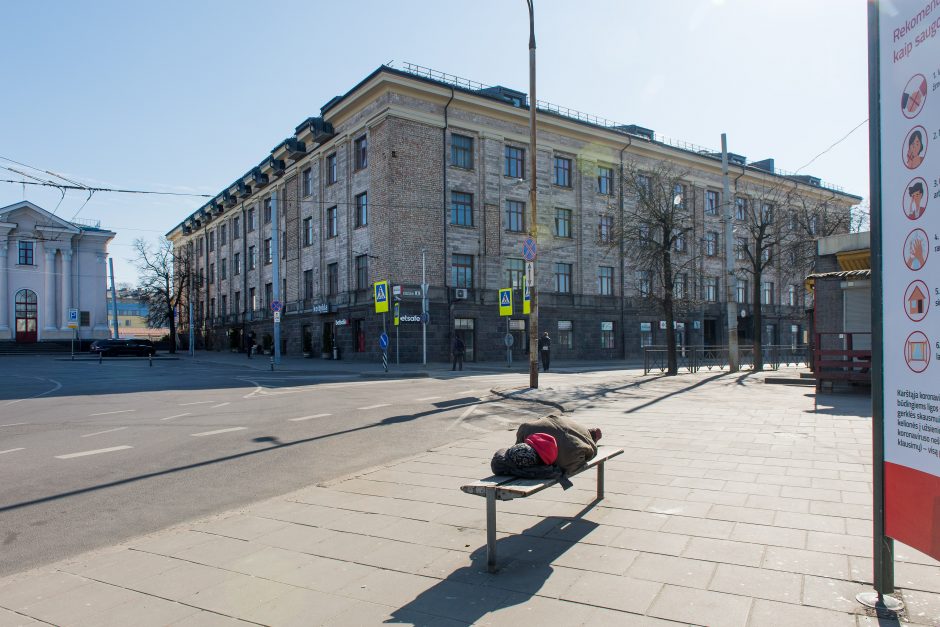 Viešbutyje Vilniuje susimušė karantinuoti vyrai
