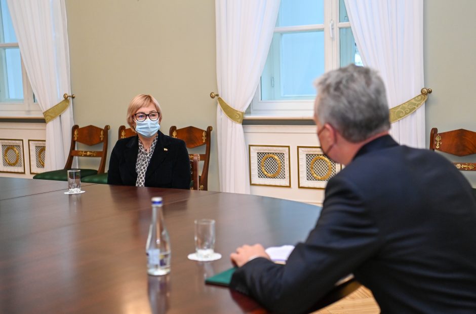 G. Nausėda susitiko su kandidate į ministrus J. Šiugždiniene