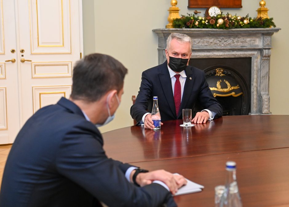 G. Nausėda susitinka su kandidatu į ministrus D. Kreiviu