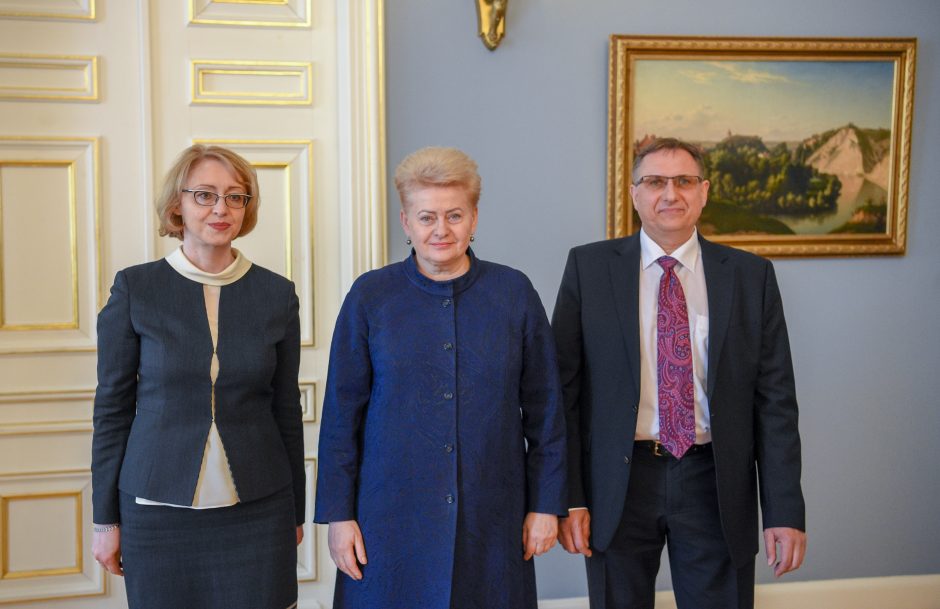 Darbą pradeda pirmoji Lietuvos ambasadorė EBPO L. Viltrakienė