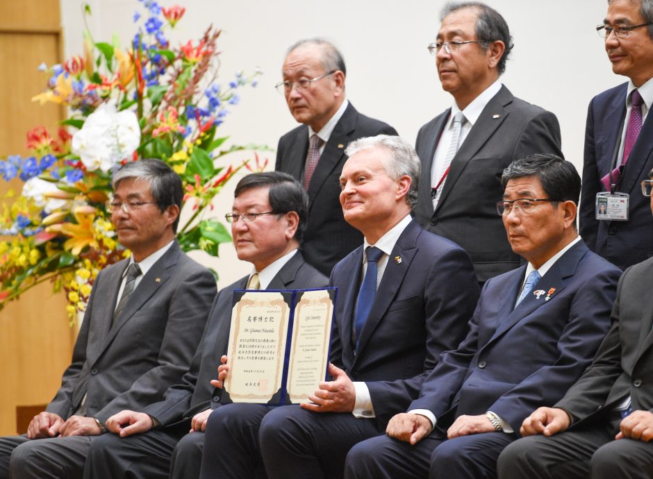 G. Nausėdai – Japonijos universiteto garbės daktaro laipsnis