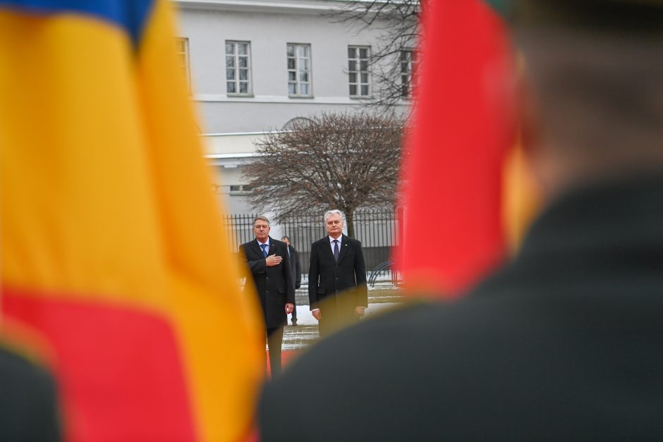 G. Nausėda ragina ES koreguoti sankcijų Rusijai kursą – taikytis į energetiką