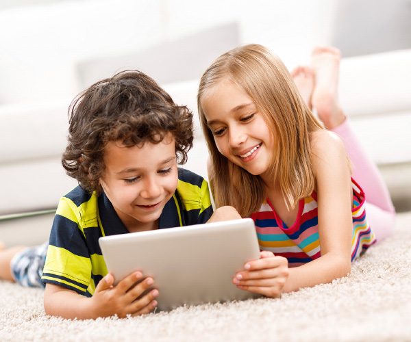 Vaikų laisvalaikis internete – leisti ar drausti?