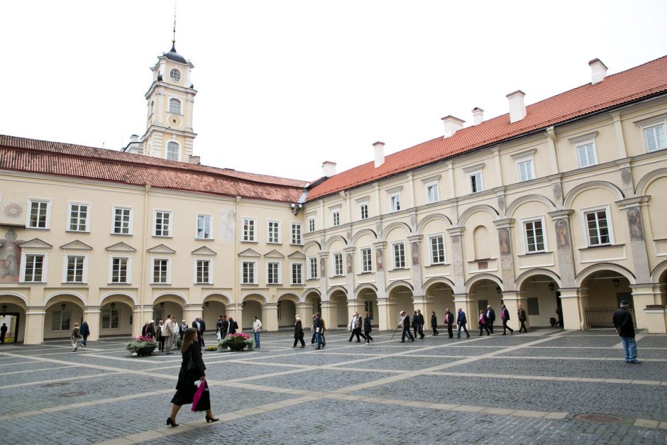 Vilniaus universitetas kviečia nemokamai mokytis užsienio kalbų