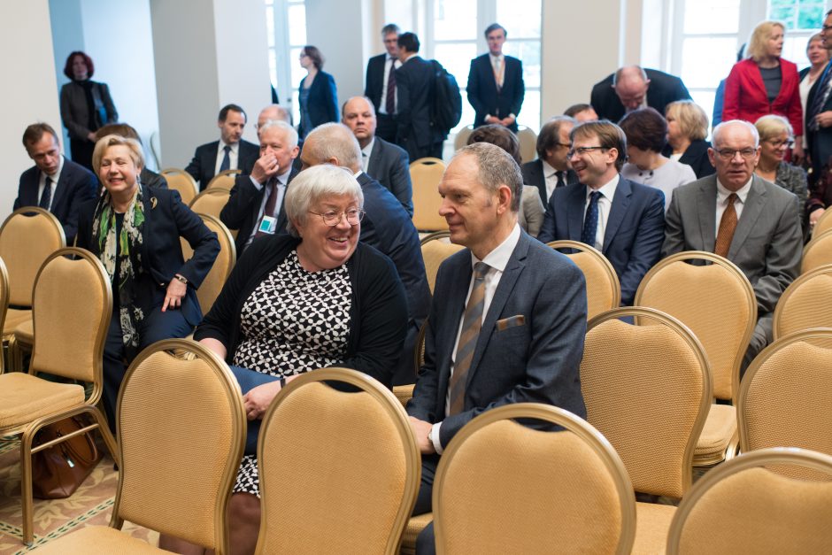 Lietuvos ambasadoriai susirinko Prezidentūroje