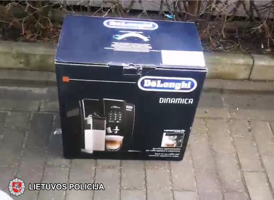 Vagių „versliukas“: pavogtą kavos aparatą pardavinėjo turguje