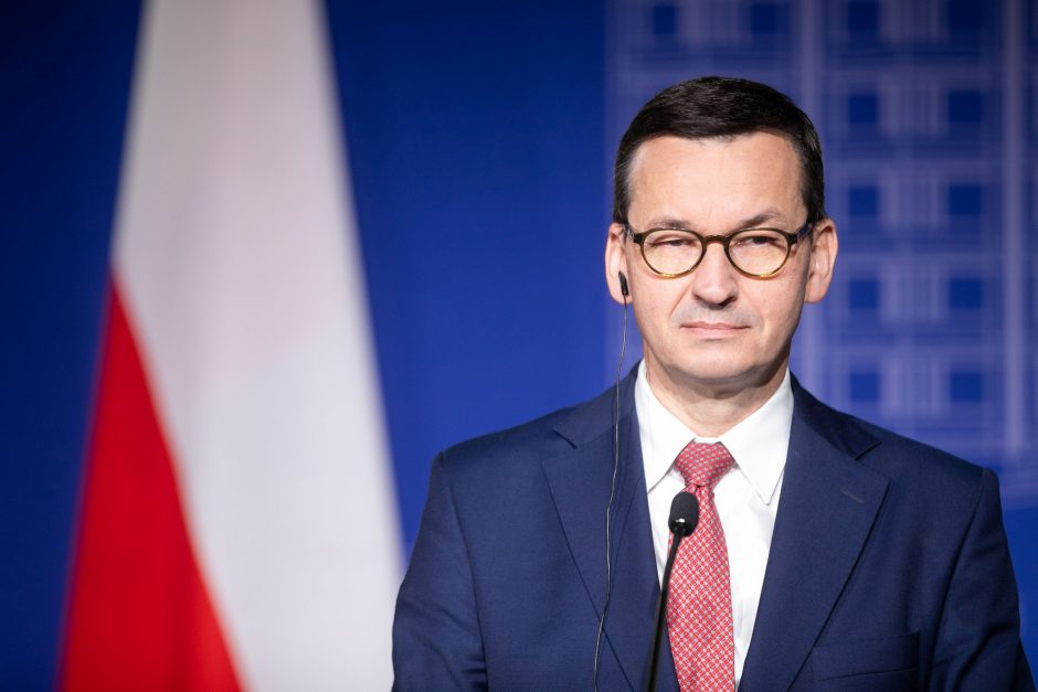 Lenkija ragina įvesti visišką prekybos su Rusija blokadą