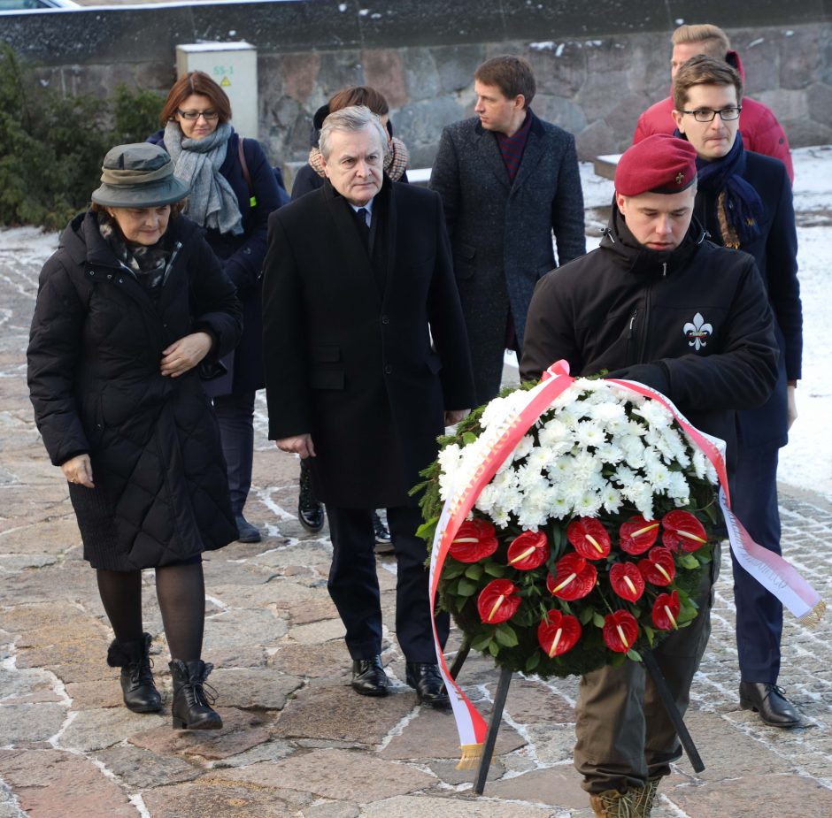 Dėl Rasų kapinių rekonstrukcijos – Lenkijos ministro kritika