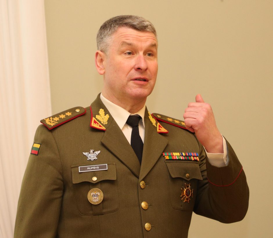 Kariuomenės vadas: Rusijos ir Baltarusijos pratybų puolamasis scenarijus kelia nerimą