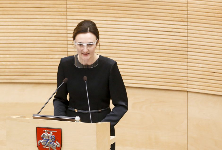 V. Čmilytė-Nielsen: Seimas turėtų tęsti nuotolinį darbą