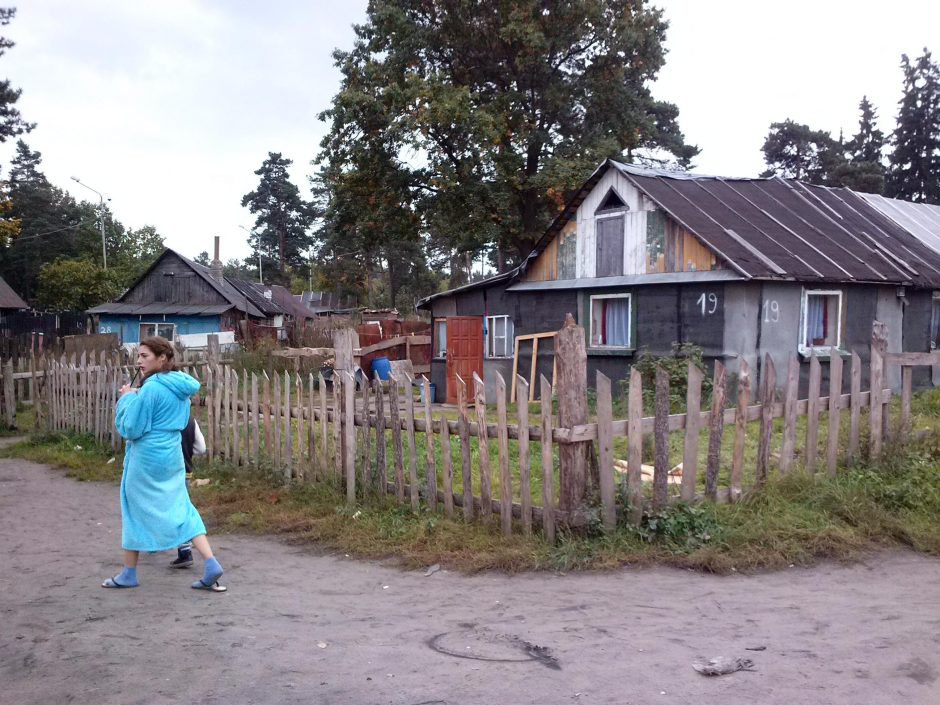 Taborą nugriovė – romus perkrausto: siūlo socialinį būstą