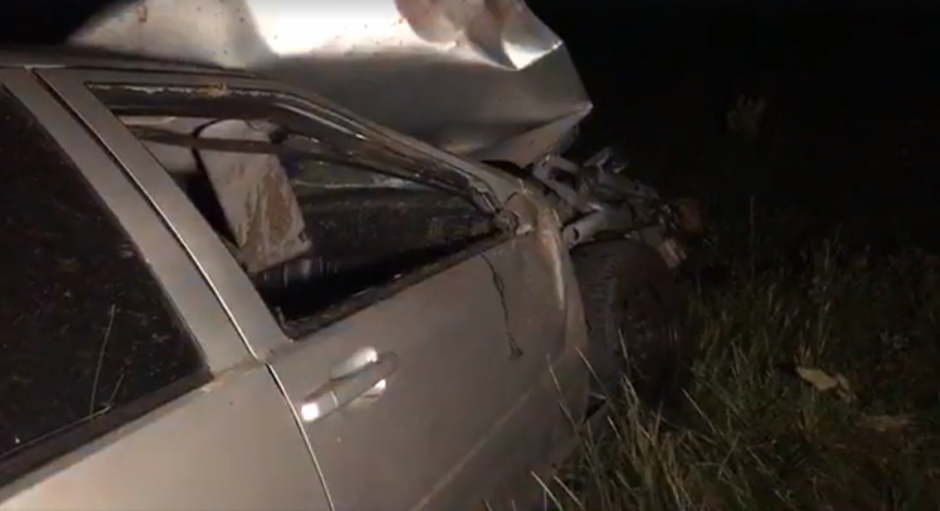 Mirtina avarija Vilniaus rajone: mašina trenkėsi į medį, vairuotojas žuvo
