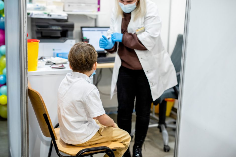 Hondūras atsisakė Lietuvos dovanojamų 90 tūkst. vakcinos nuo koronaviruso dozių vaikams