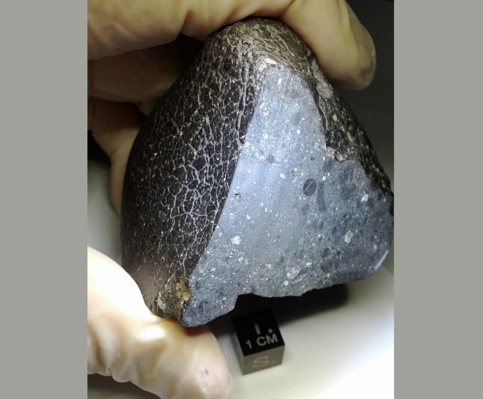 Svajonių darbas: meteoritų medžiotojai keliauja ir uždirba šimtus tūkstančių