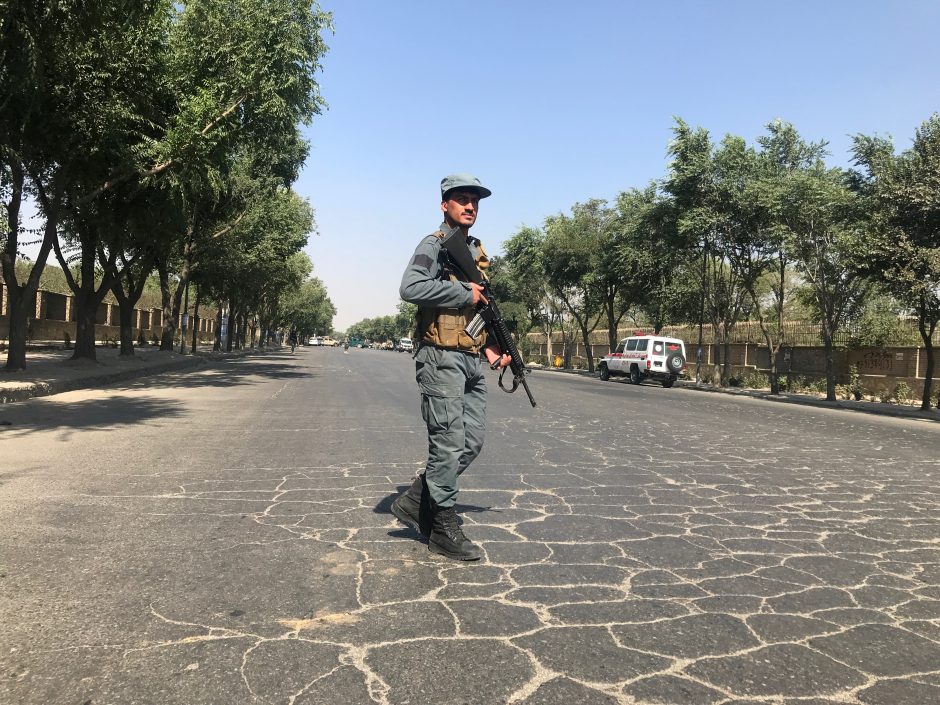 Po sprogimo prie Kabulo universiteto aukų padaugėjo iki aštuonių, dešimtys sužeistų