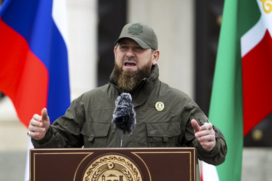 „The Guardian“: Čečėnijos kovotojų praradimai Ukrainoje gali baigtis R. Kadyrovo žlugimu
