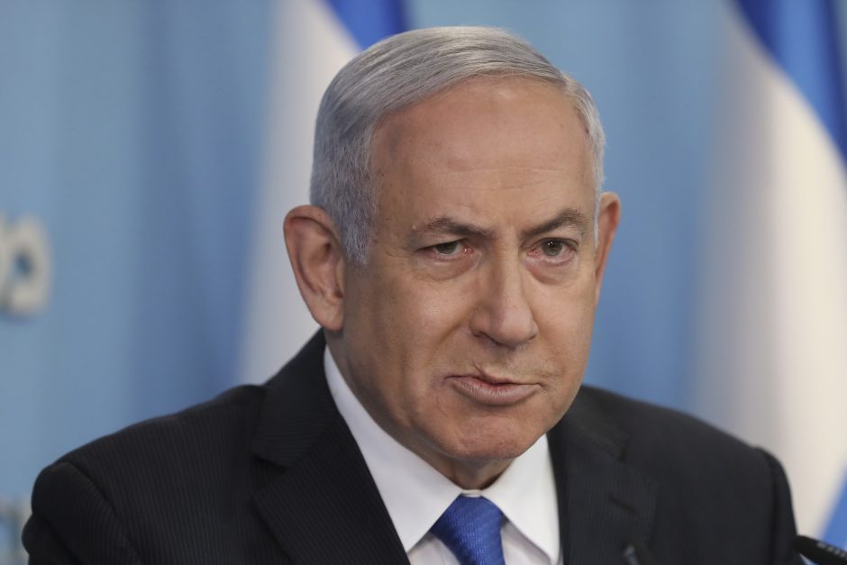 B. Netanyahu metams užleistų premjero postą, kad išvengtų „kairiųjų vyriausybės“