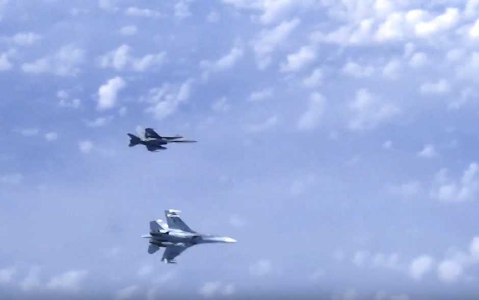 Praėjusią savaitę NATO naikintuvai 9 kartus kilo lydėti Rusijos orlaivių