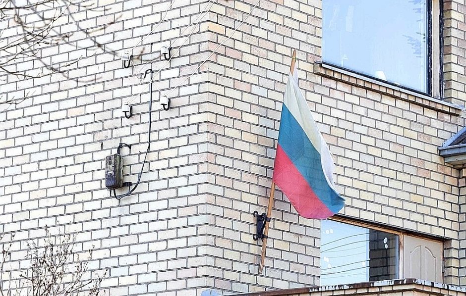 Po kilusio šaršalo – pareigūnai ramina: čia – ne Rusijos vėliava