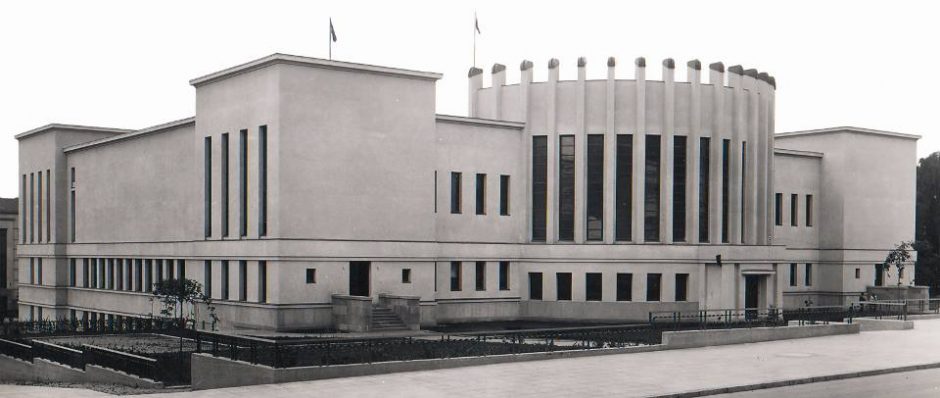 Nacionalinis M. K. Čiurlionio dailės muziejus. 100 istorinių metų