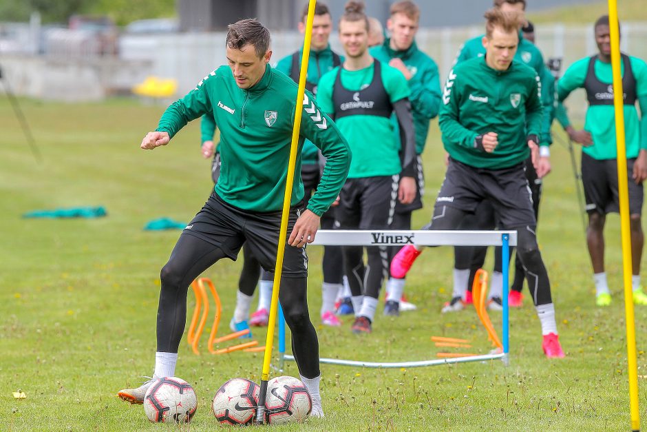 „Kauno Žalgirio“ futbolininkai nuotaikingai rengiasi A lygos atnaujinimui