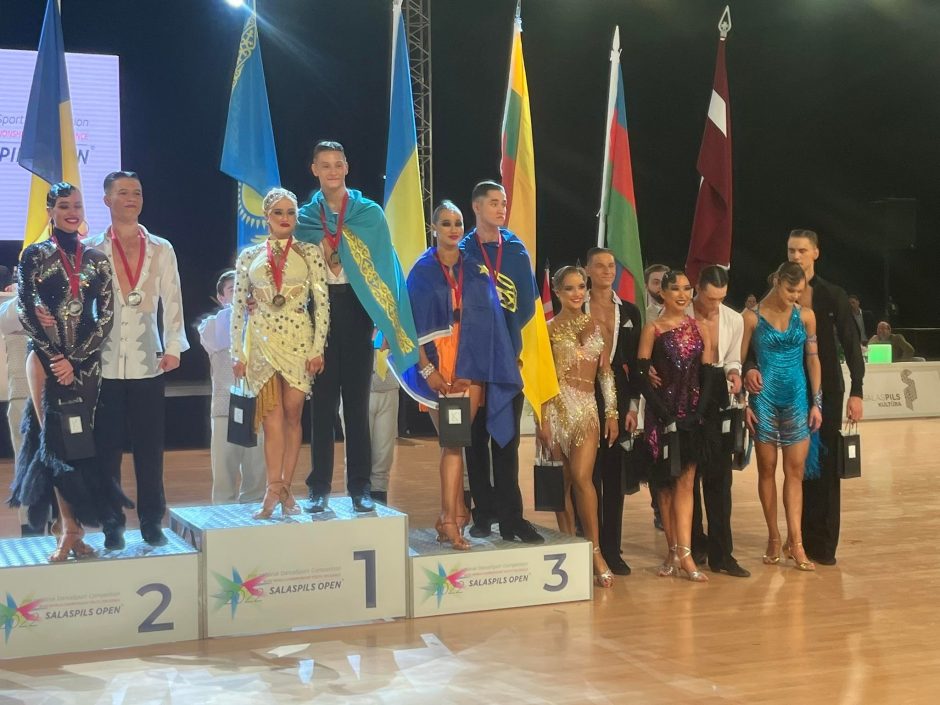 Lietuvos šokėjai debiutavo planetos pirmenybėse Latvijoje ir triumfavo Tailande