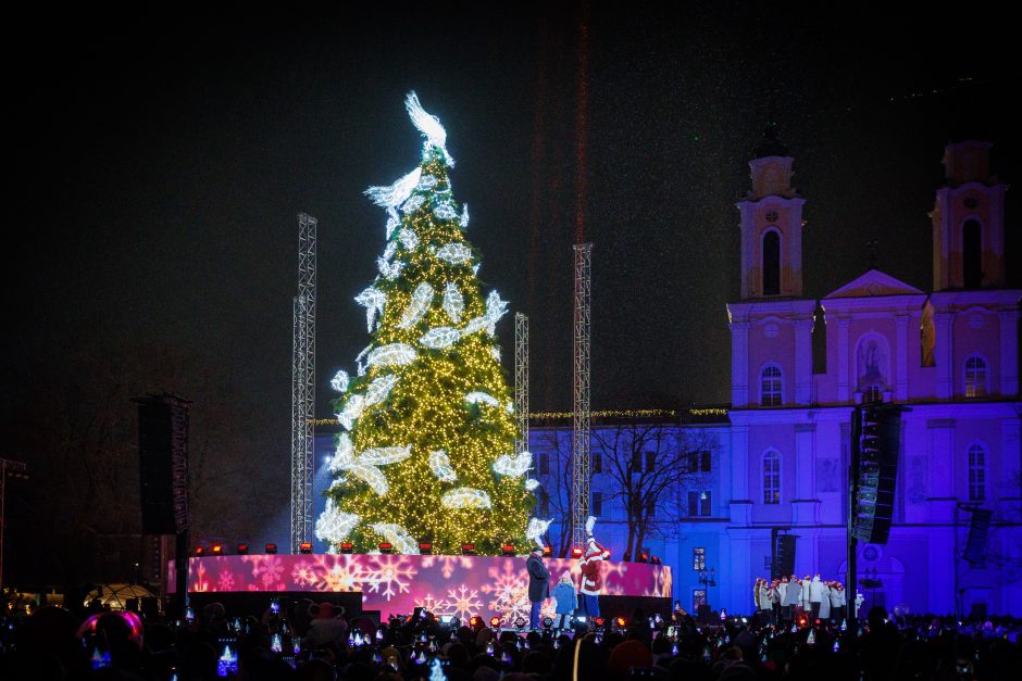 Kalėdos Kaune bus ypatingos (eglės įžiebimo šventės vaizdo įrašas)