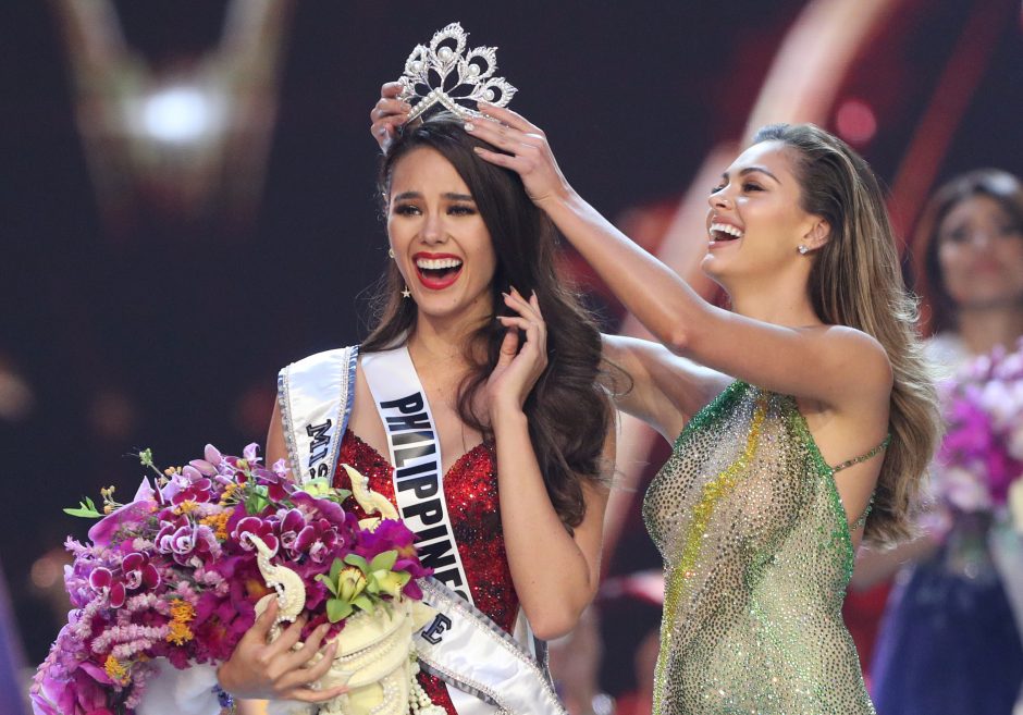 2018-ųjų „Mis Visata“ išrinkta gražuolė filipinietė