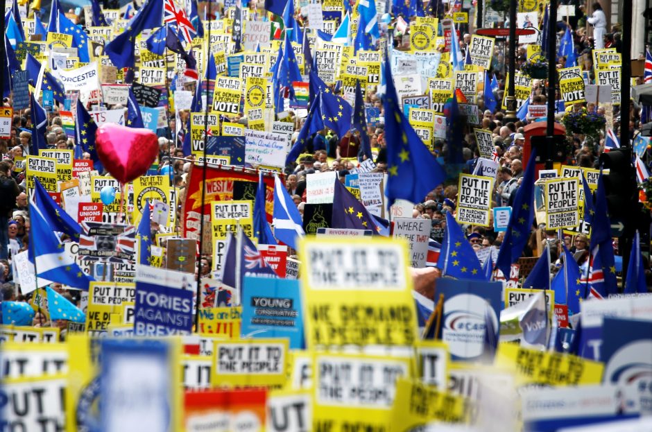 Masinė demonstracija prieš „Brexit“