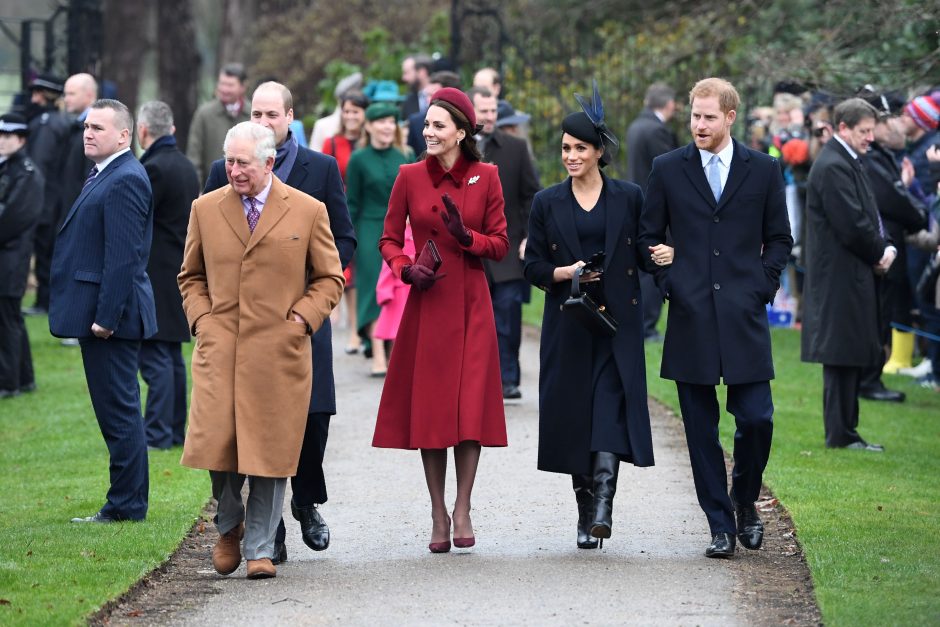 Britų karališkoji šeima švenčia Kalėdas