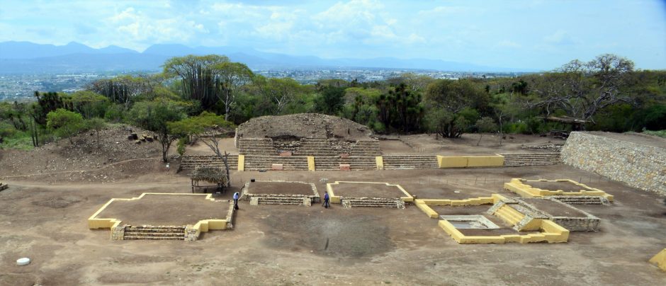 Archeologai atrado šventyklą dievui, garbintam nudiriant odą aukoms