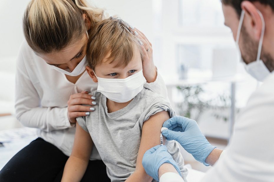 EVA rekomendavo „Pfizer-BioNTech“ vakciną 5–11 metų vaikams
