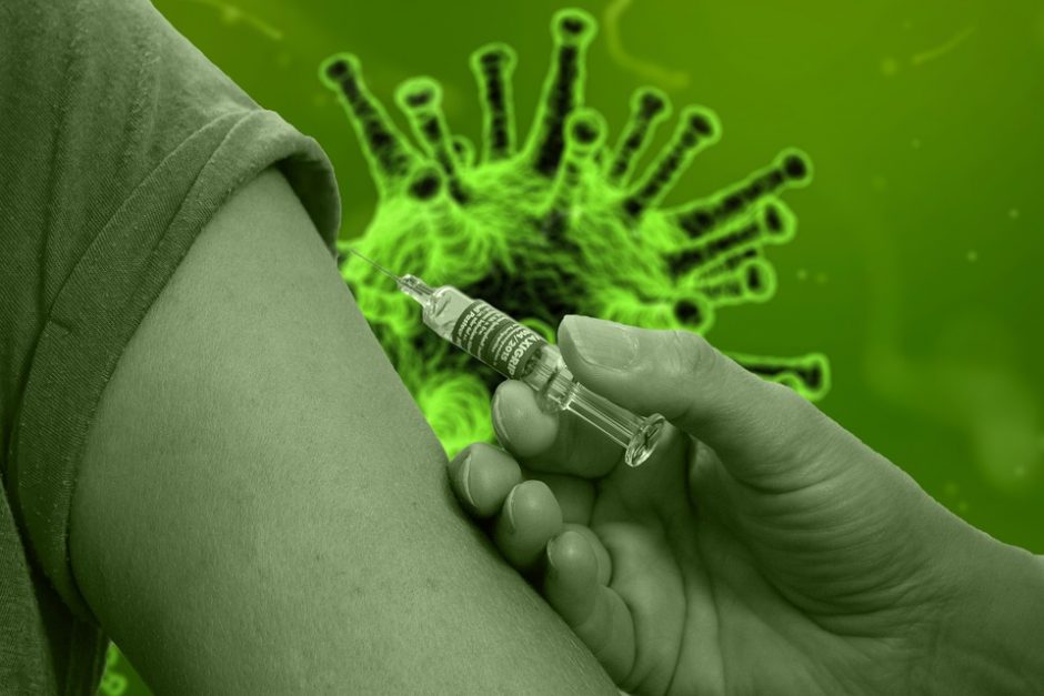 JAV perspėjo dėl Kinijos vykdomo vakcinų nuo COVID-19 kūrimo projektų šnipinėjimo