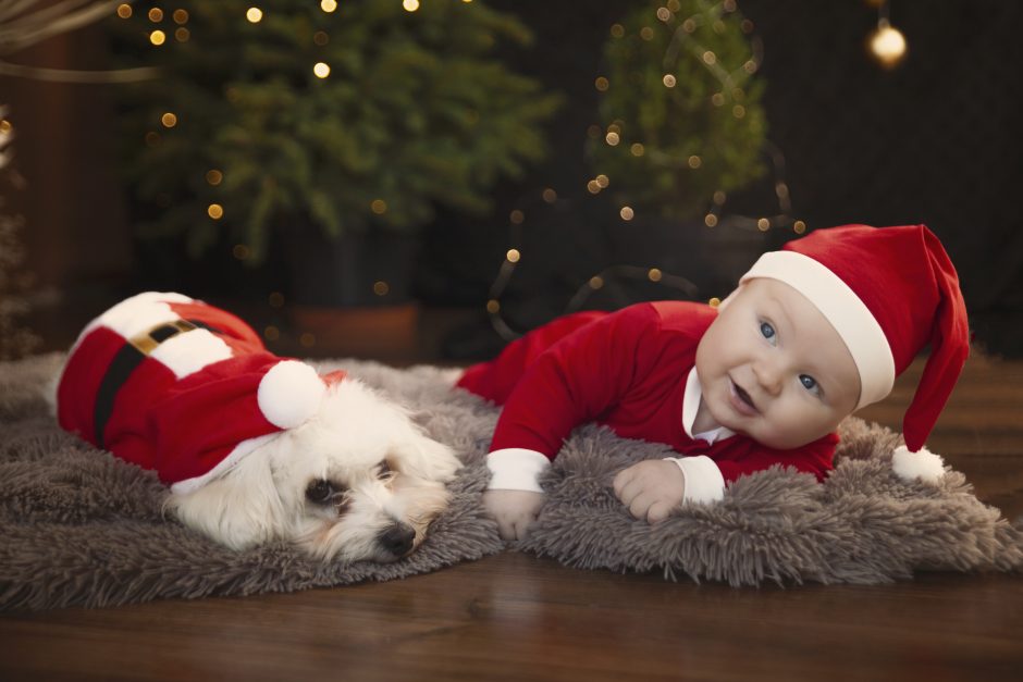 Kalėdinė apranga visai šeimai: klasika, kičas ar smagus žaidimas