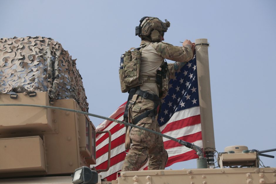 JAV atstovai išlieka optimistiški dėl paliaubų Sirijoje