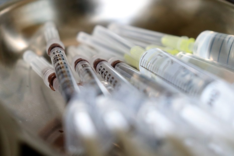 PSO perspėja: gali pritrūkti švirkštų vakcinoms