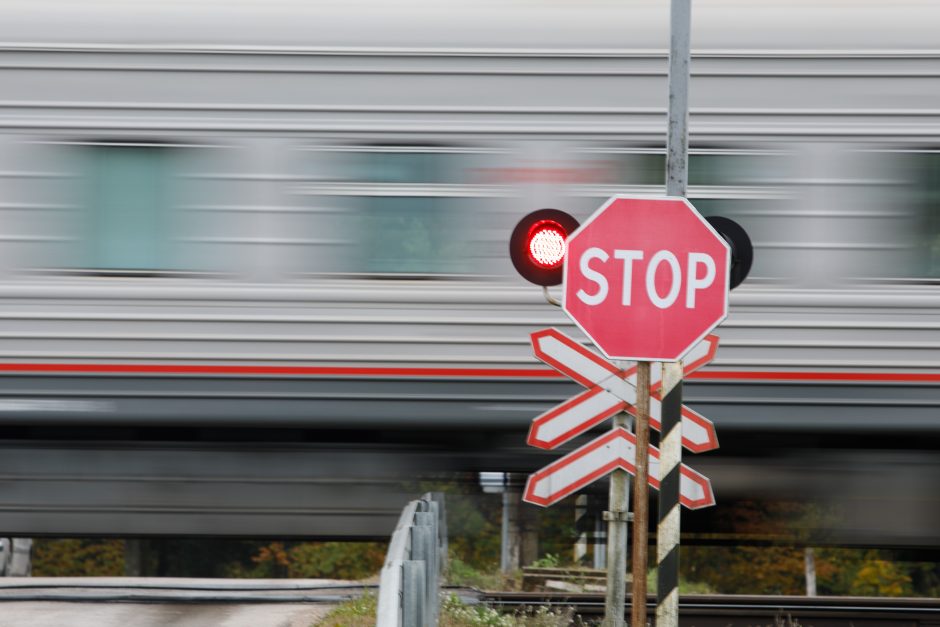 Pasieniečiai aiškinasi situaciją dėl Kybartuose iš traukinio išleistų rusų