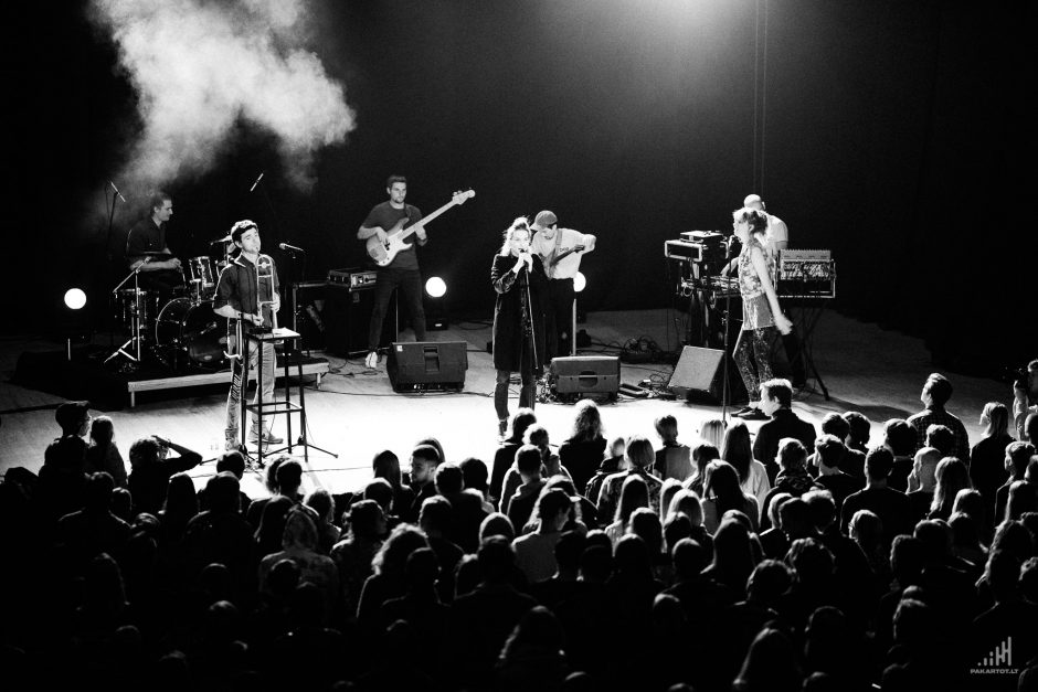 „Ministry of Echology“ švenčia albumo išleidimą: kviečia į koncertus